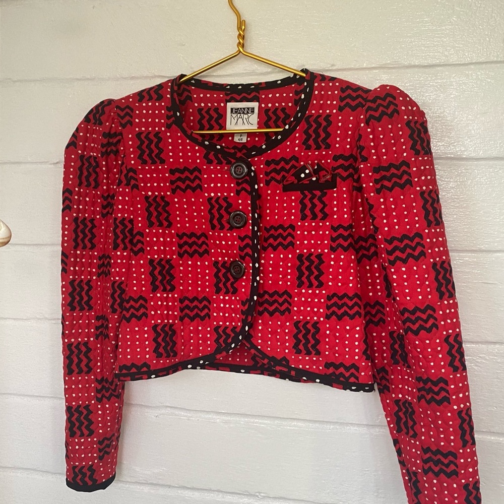 Lovely Jeanne Marc 80’s Quilted Crop Blazer